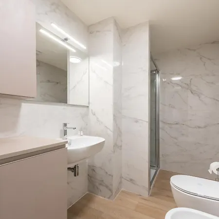 We Home - Santa Sofia House, Duomo Milan Exterior photo