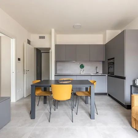 We Home - Santa Sofia House, Duomo Milan Exterior photo